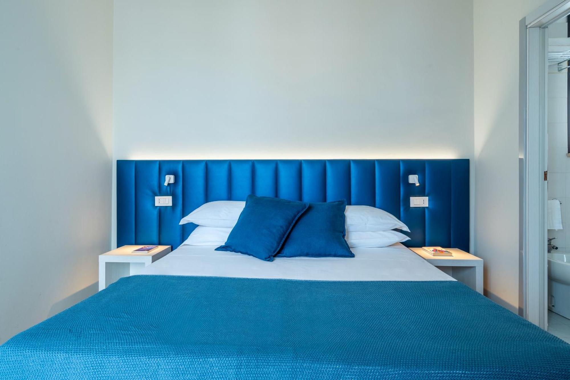 Hotel 2000 Riccione Buitenkant foto