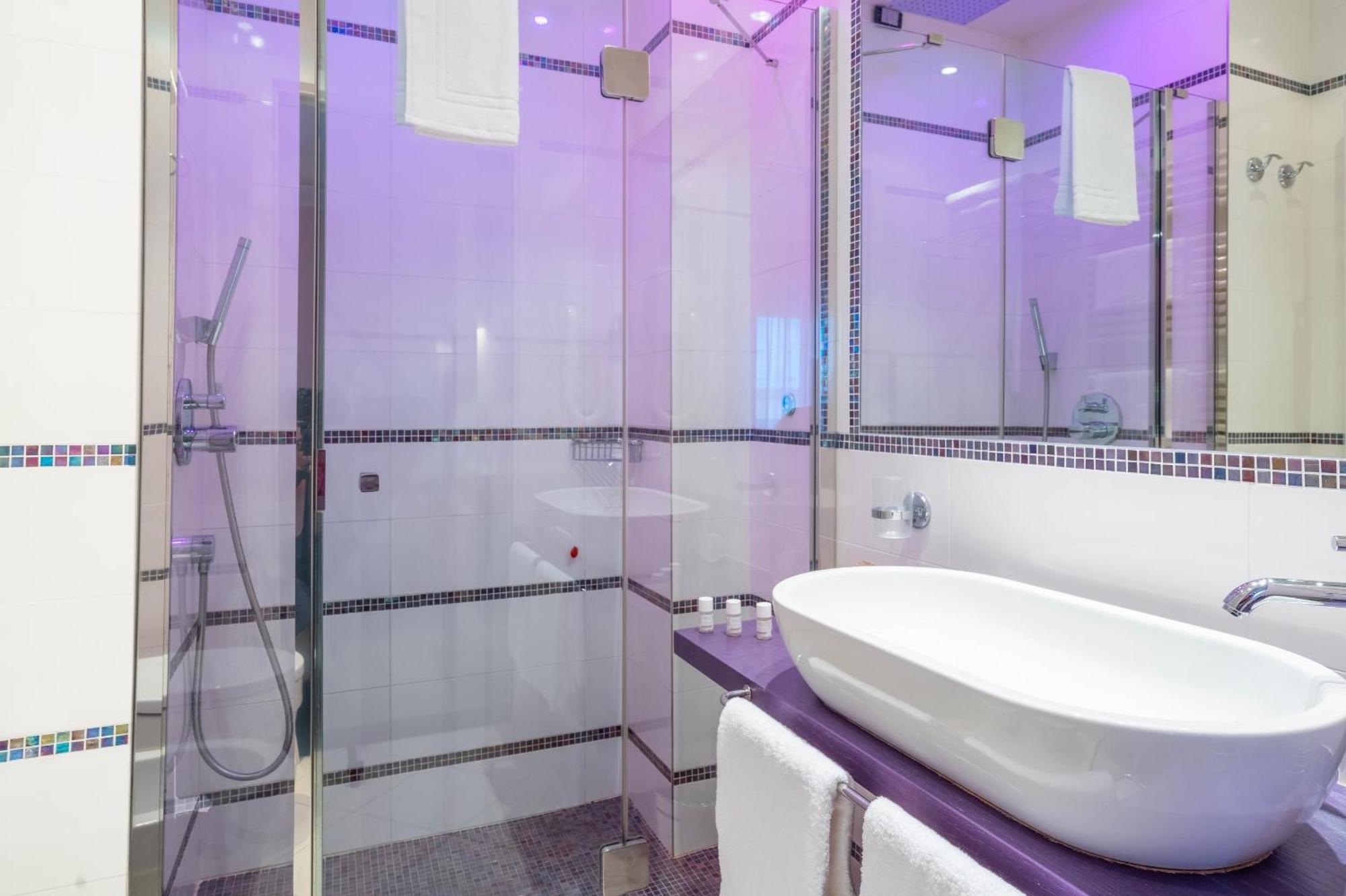 Hotel 2000 Riccione Buitenkant foto
