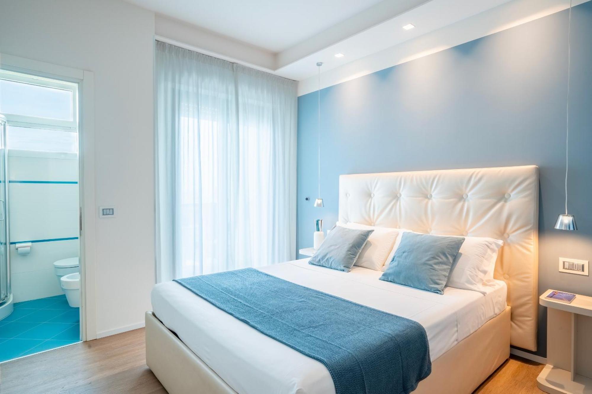 Hotel 2000 Riccione Buitenkant foto